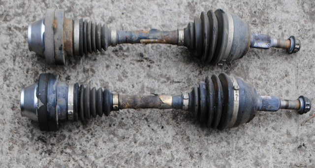 image for 2006 VW TOUAREG MK1 2.5 TDI LEFT+RIGHT PAIR FRONT DRIVESHAFTS 7L6407271D