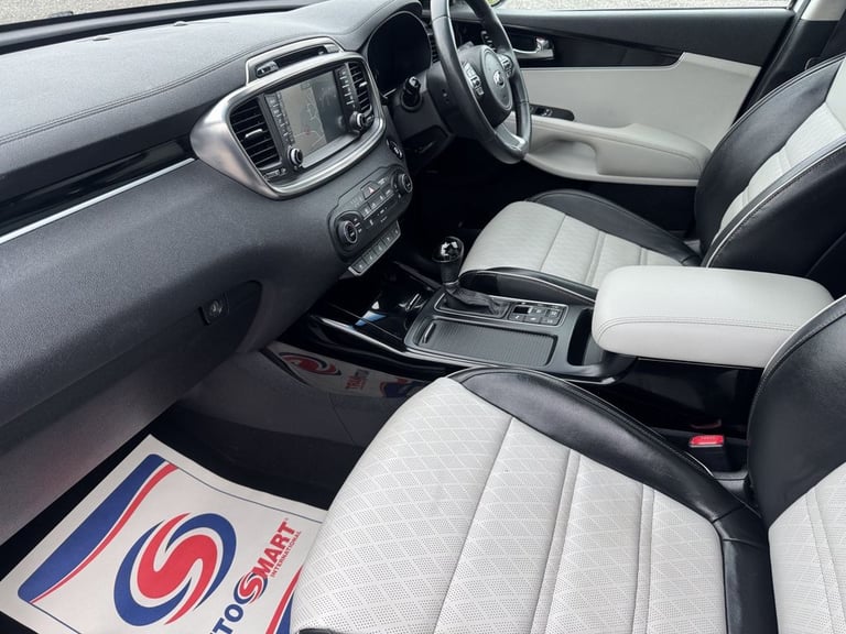 2017 Kia Sorento 2.2 CRDi KX-4 SUV 5dr Diesel Auto AWD Euro 6 (197 bhp) ESTATE Diesel Automatic