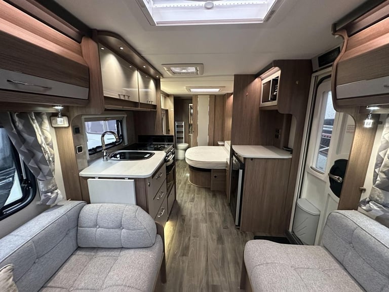 Coachman Vip 575 Solar Panel / ATC / External 240v - BBQ