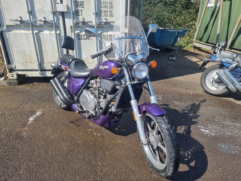 Honda V45 V750 Magna 1988