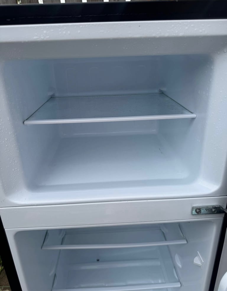 Frigemaster LED Fridge Freezer For Sale/ FREE DELIVERY