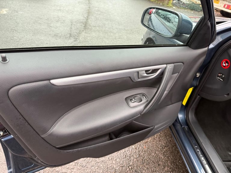 2006 Volvo S60 2.4D SE 4dr Geartronic SALOON DIESEL Automatic