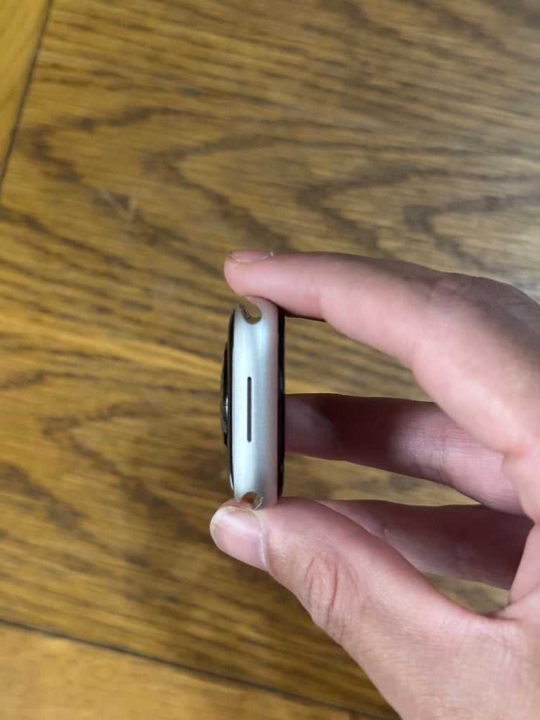 Apple Watch Series 8 41mm Starlight Cellular
