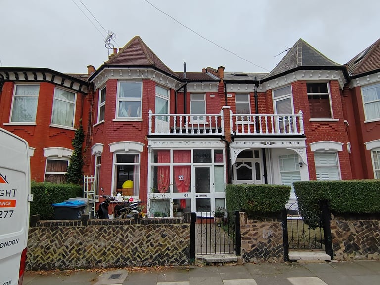 4 Bedroom terraced house to rent in lovely residential area of Dollis Hill, NW10