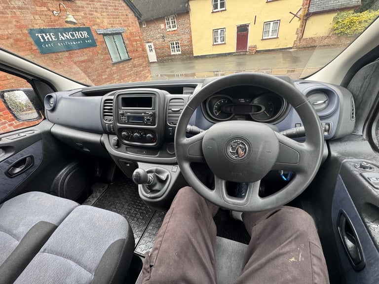 Vauxhall Vivaro Campervan / day van
