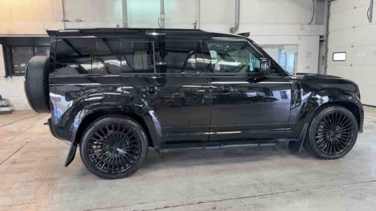 2024 Land Rover Defender 110 3.0 D300 MHEV X-Dynamic SE SUV 5dr Diesel Auto 4WD Euro 6 (s/s) (300...