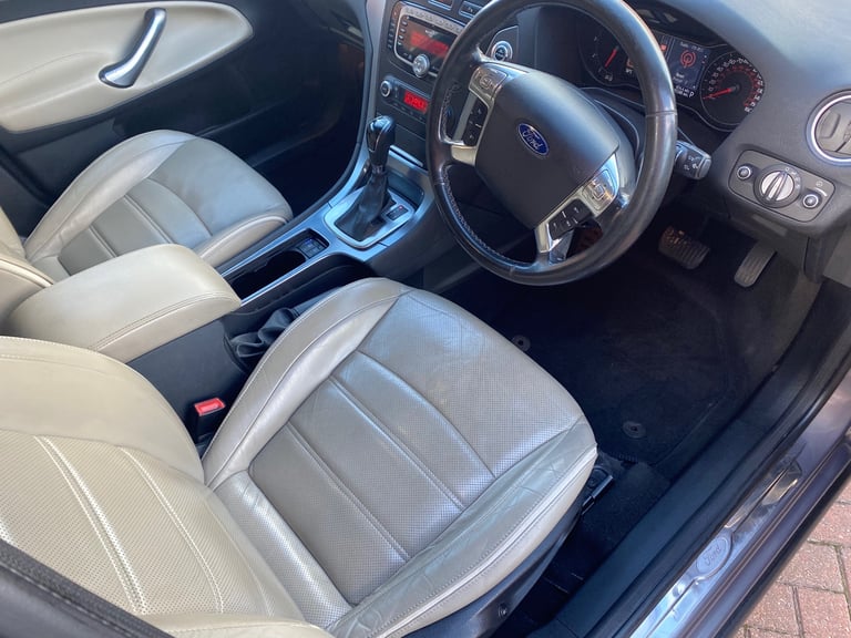 Ford, MONDEO, Estate, 2011, Semi-Auto, 1997 (cc), 5 doors