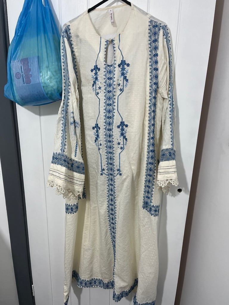 Ethnic suit