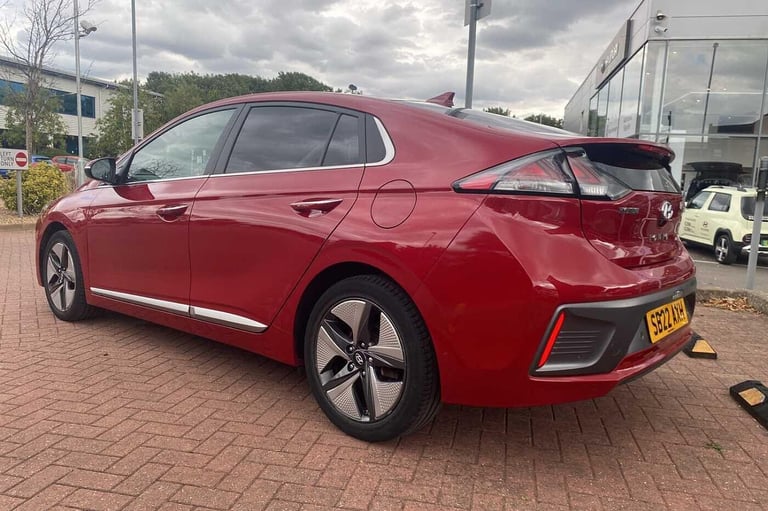 2022 Hyundai IONIQ 1.6 GDi Hybrid Premium SE 5dr DCT HATCHBACK Petrol/Electric Hybrid Automatic