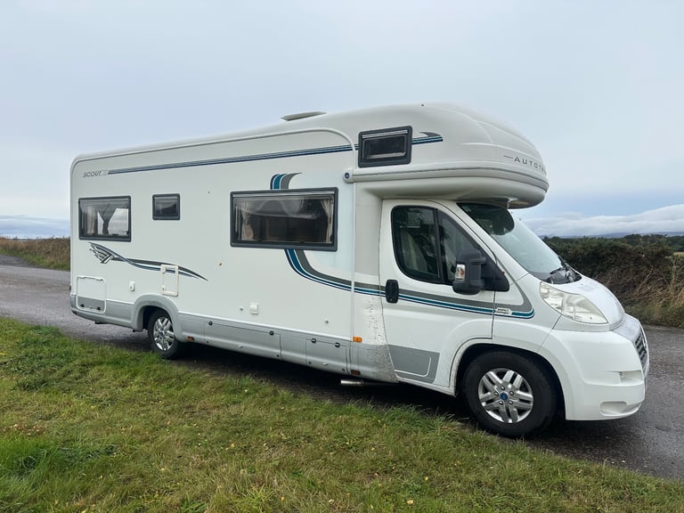 Motorhome autotrail scout se 6 berth u shape lounge 