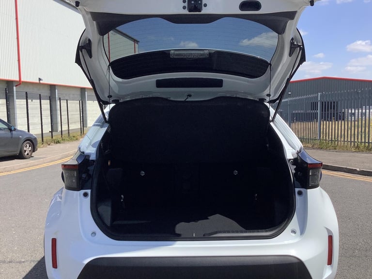 2024 Toyota Yaris Cross 1.5 Hybrid Design 5dr CVT HATCHBACK PETROL/ELECTRIC Automatic