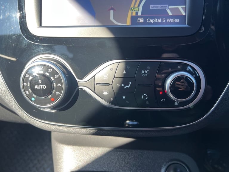 2018 Renault Captur 0.9 TCe ENERGY Dynamique S Nav SUV 5dr Petrol Manual Euro 6 (s/s) (90 ps) HAT...