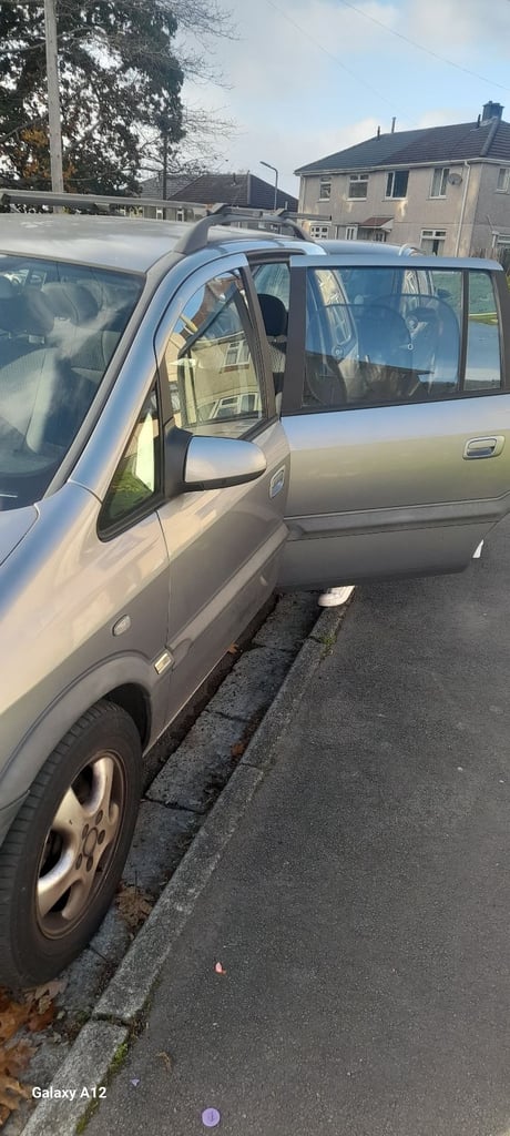 Vauxhall, ZAFIRA, MPV, 2004, Manual, 1995 (cc), 5 doors