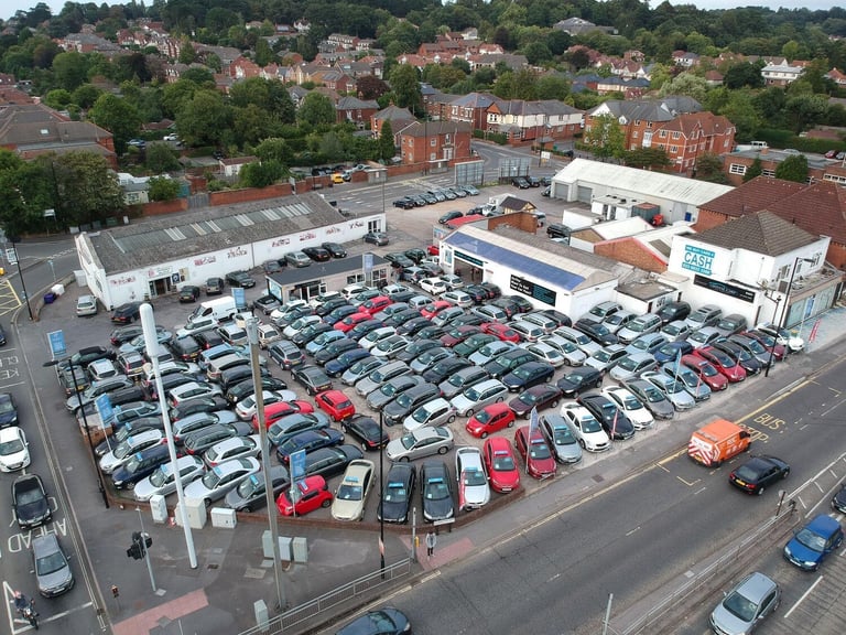 2016 Nissan Qashqai 1.2 DiG-T N-Connecta 5dr Xtronic HATCHBACK PETROL Automatic