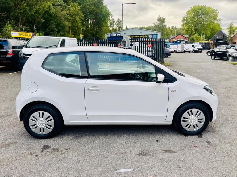 VOLKSWAGEN UP 1.0 Move up! 2014