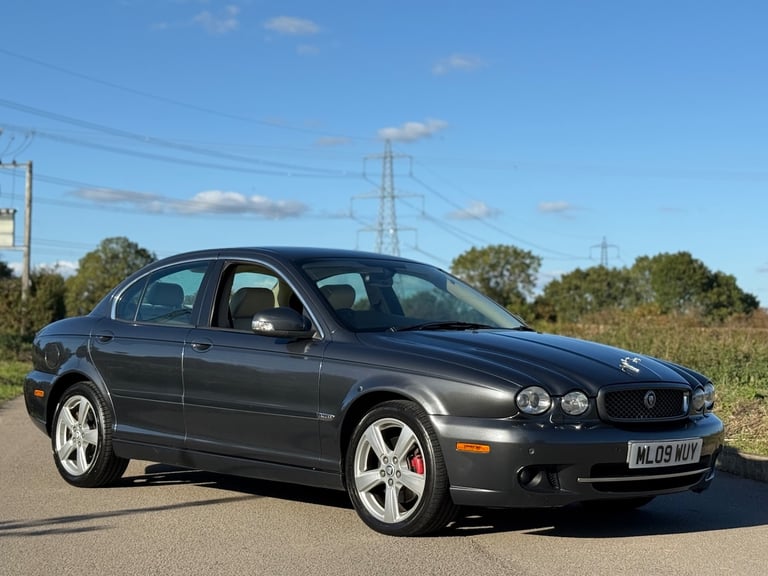 JAGUAR X-TYPE 2.2d SE 2009 4dr Auto Grey | Full Service History | MOT June 2026