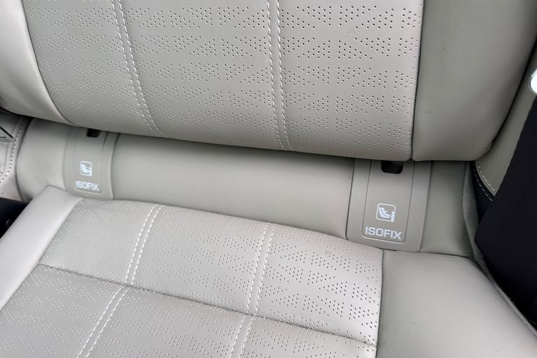 2019 Land Rover Range Rover Velar 2.0 D240 R-Dynamic HSE Auto 4WD Euro 6 (s/s) 5dr SUV DIESEL Aut...