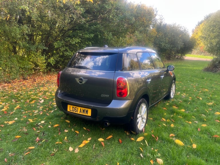 2011 MINI Countryman 1.6 Cooper 5dr Auto HATCHBACK Petrol Automatic