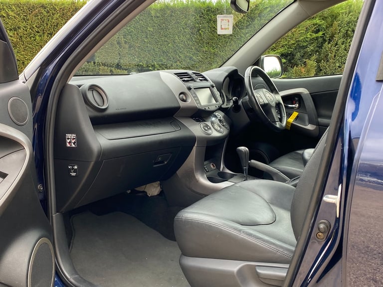 2006 Toyota RAV4 2.0 VVT-i XT5 5dr AUTOMATIC [2006-06] ESTATE Petrol Automatic