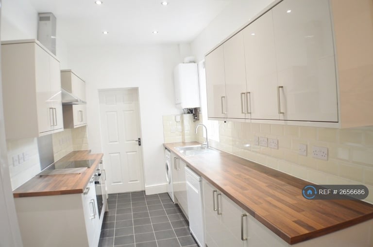 3 bedroom house in Shelton Street, Nottingham, NG3 (3 bed) (#2656686)