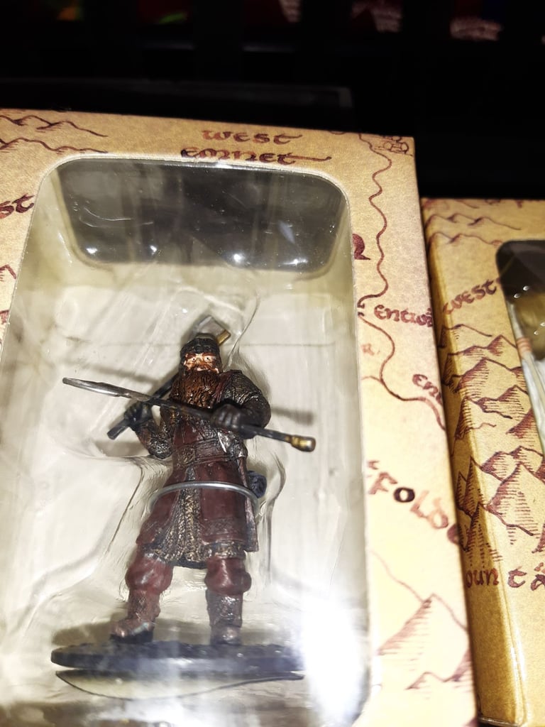 Boxed lord of rings figures collectable