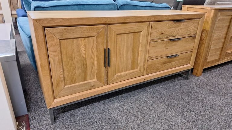 image for Large Solid Oak 2 Door 3 Drawer Sideboard Can Deliver
