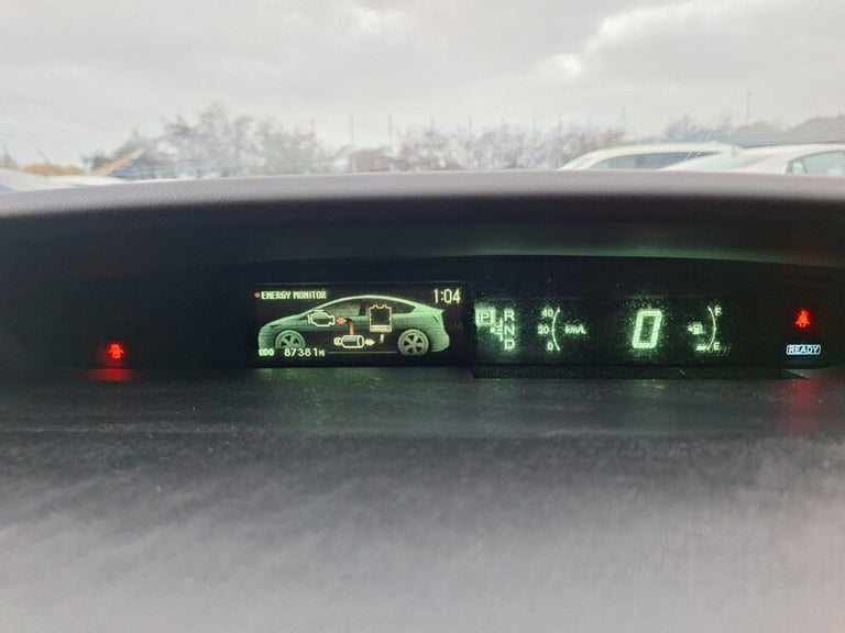 2016 Toyota Prius 1.8 VVT-h T3 Hatchback 5dr Petrol Hybrid CVT Euro 5 (s/s) (136 ps) HYBRID ELECT...