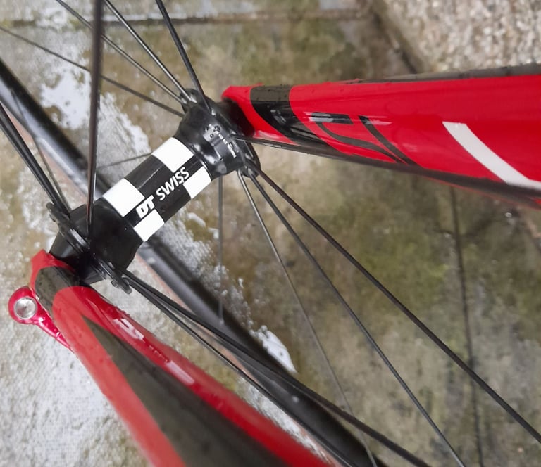 Specialized Tarmac Carbon Road Bike with Roval Wheelset