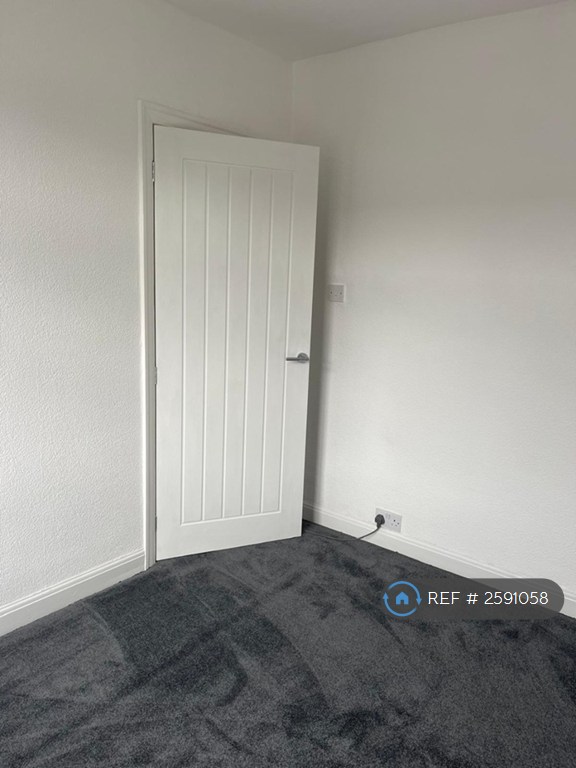 2 bedroom house in Mount Pleasant Road, Denton, Manchester, M34 (2 bed) (#2591058)