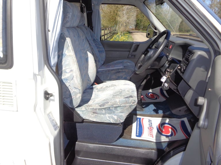 Volkswagen Transporter T4 2.5TD AUTOSLEEPER TRIDENT HI TOP    12 MONTHS WARRANTY