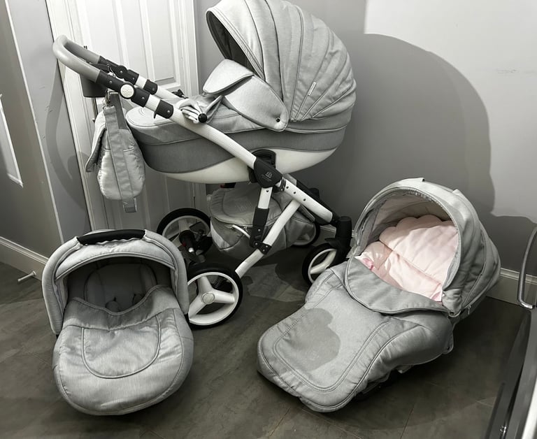 Jan Stewart pram set