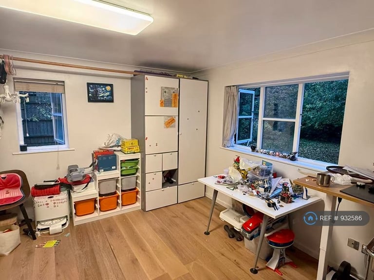 2 bedroom flat in Radley House, Oxford, OX2 (2 bed) (#932586)