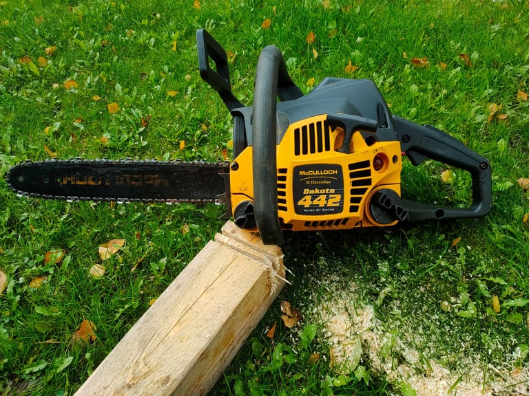 image for McCulloch Dakota petrol chainsaw 