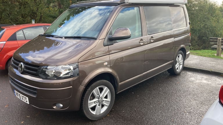 Volkswagen Transporter - 6 seater, 4 berth Campervan
