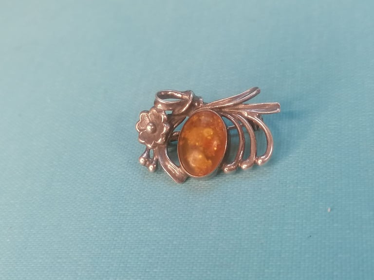 A Lovely Vintage Silver  with Baltic see Amber stone Brooch.  