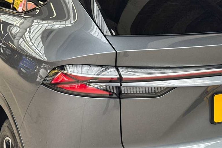 2024 MG MG HS 1.5 T-GDI Trophy 5dr DCT ESTATE PETROL Automatic