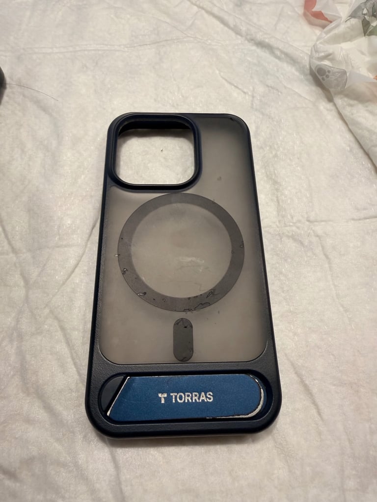 iPhone 15 Pro 256gb + Case Torras 