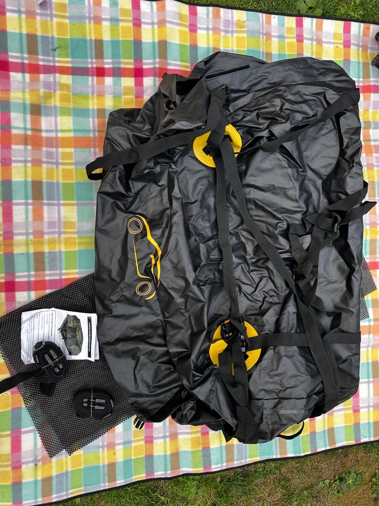 image for Car Roof travel bag 