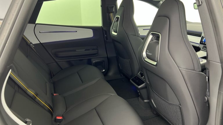 2025 Polestar Polestar 4 Polestar 4 Long range Single motor - Base Estate Electric Automatic