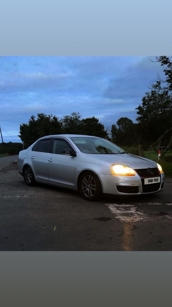Volkswagen, JETTA, Saloon, 2011, Manual, 1598 (cc), 4 doors
