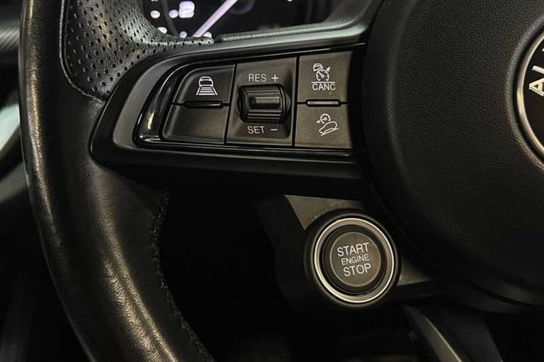 2022 Alfa Romeo Stelvio 2.0 Turbo 280 Veloce 5dr Auto ESTATE PETROL Automatic