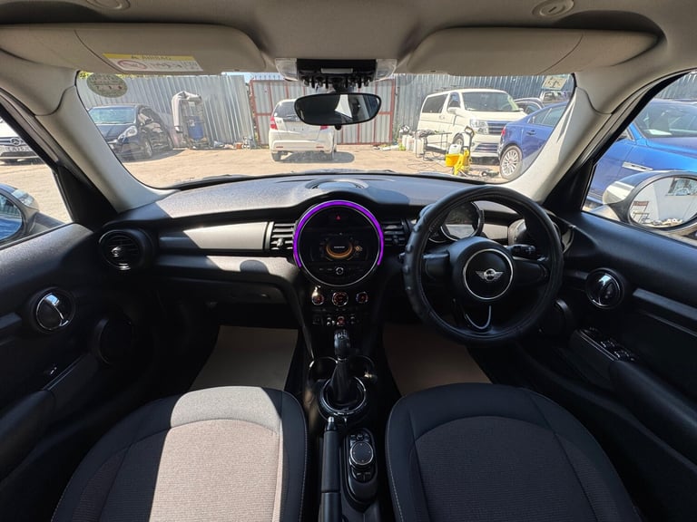 2014 MINI Cooper 1.5 AUTO 5DR Hatchback Petrol Automatic