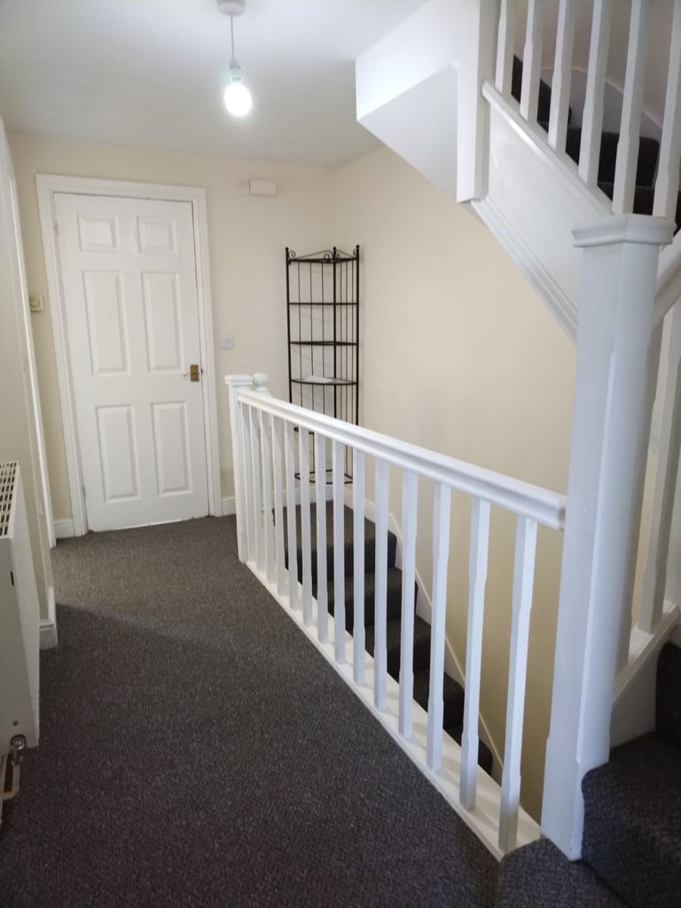Double Room in 3 bed Flat