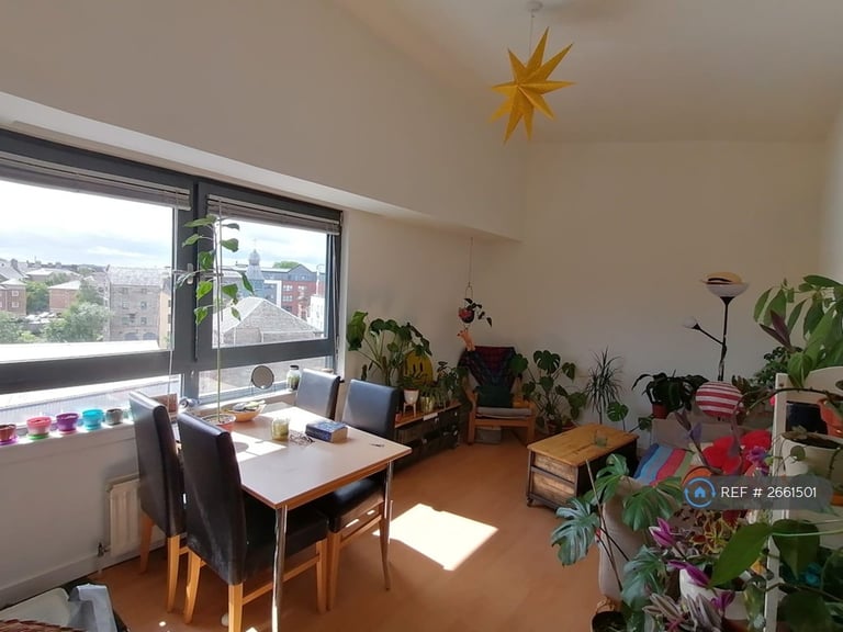 2 bedroom flat in Sandport Way, Edinburgh, EH6 (2 bed) (#2661501)