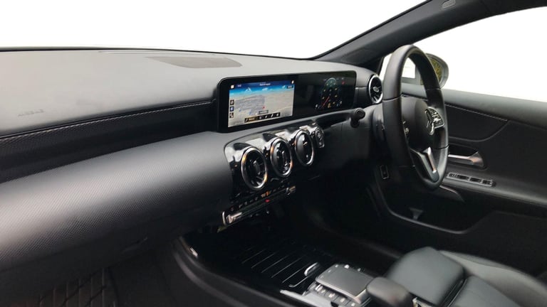 2022 Mercedes-Benz A-Class A 200 SPORT EXECUTIVE AUT Saloon Petrol Automatic