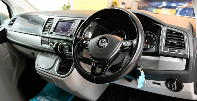 2019 Volkswagen Transporter 2.0 TDI BMT 150 Highline Kombi Van DSG WINDOW VAN DIESEL Automatic