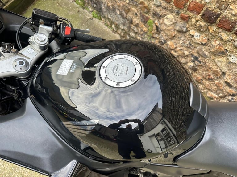 HONDA CBR1100XX SUPER BLACKBIRD - 1999 Petrol Manual in Black