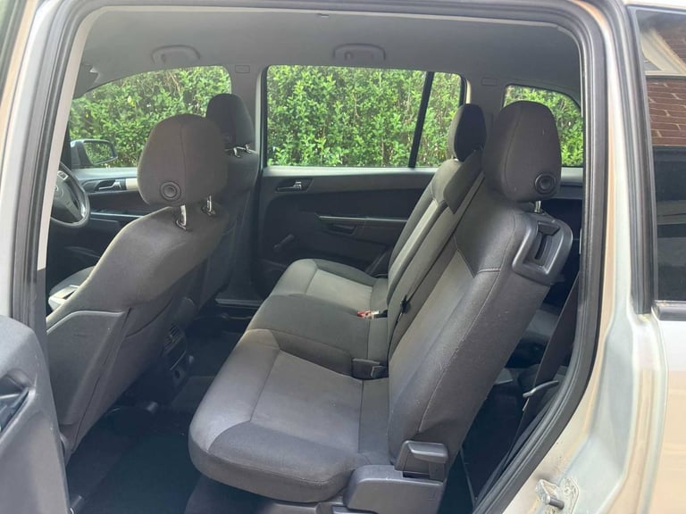 VAUXHALL ZAFIRA 1.6 Exclusive MPV 5 Drs 7-Seater with 11 Months MOT Full-Ser Hist& Low 91K Miles