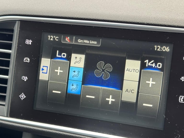 2015 Peugeot 308 1.6 HDi 115 Active 5dr HATCHBACK DIESEL Manual