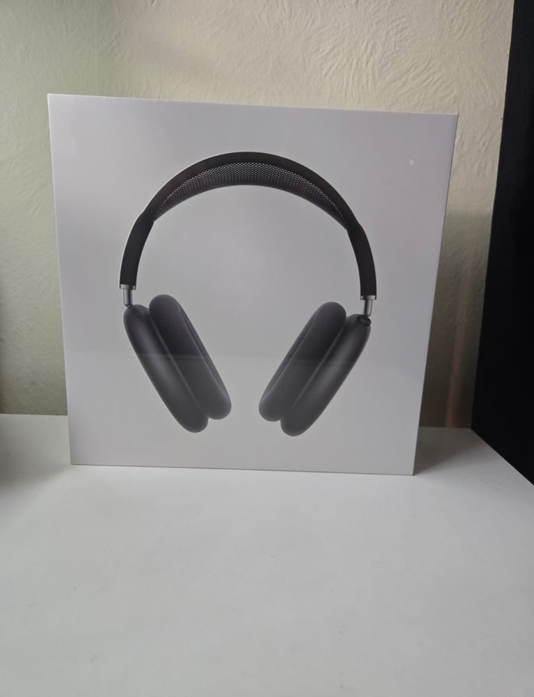 image for Apple AirPods Max 2024 Headphones (2nd Gen) USB-C Midnight Black